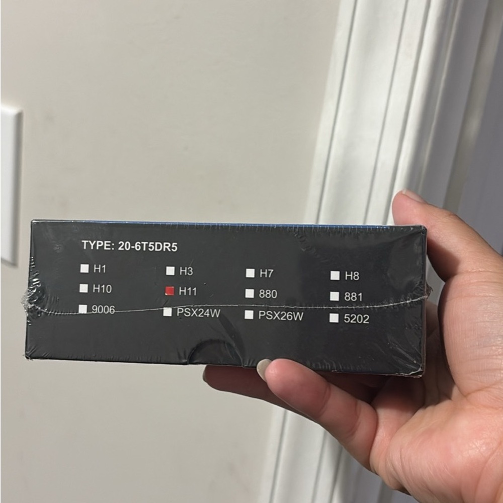 Termitor LED Lighting Box - Picture 2 of 3